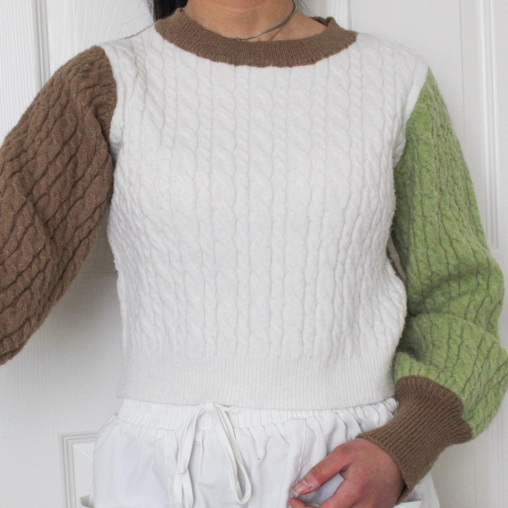 Forever 21 White and Brown Cable Knit Sweater